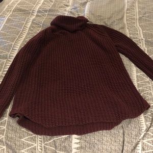 Turtleneck maroon sweater